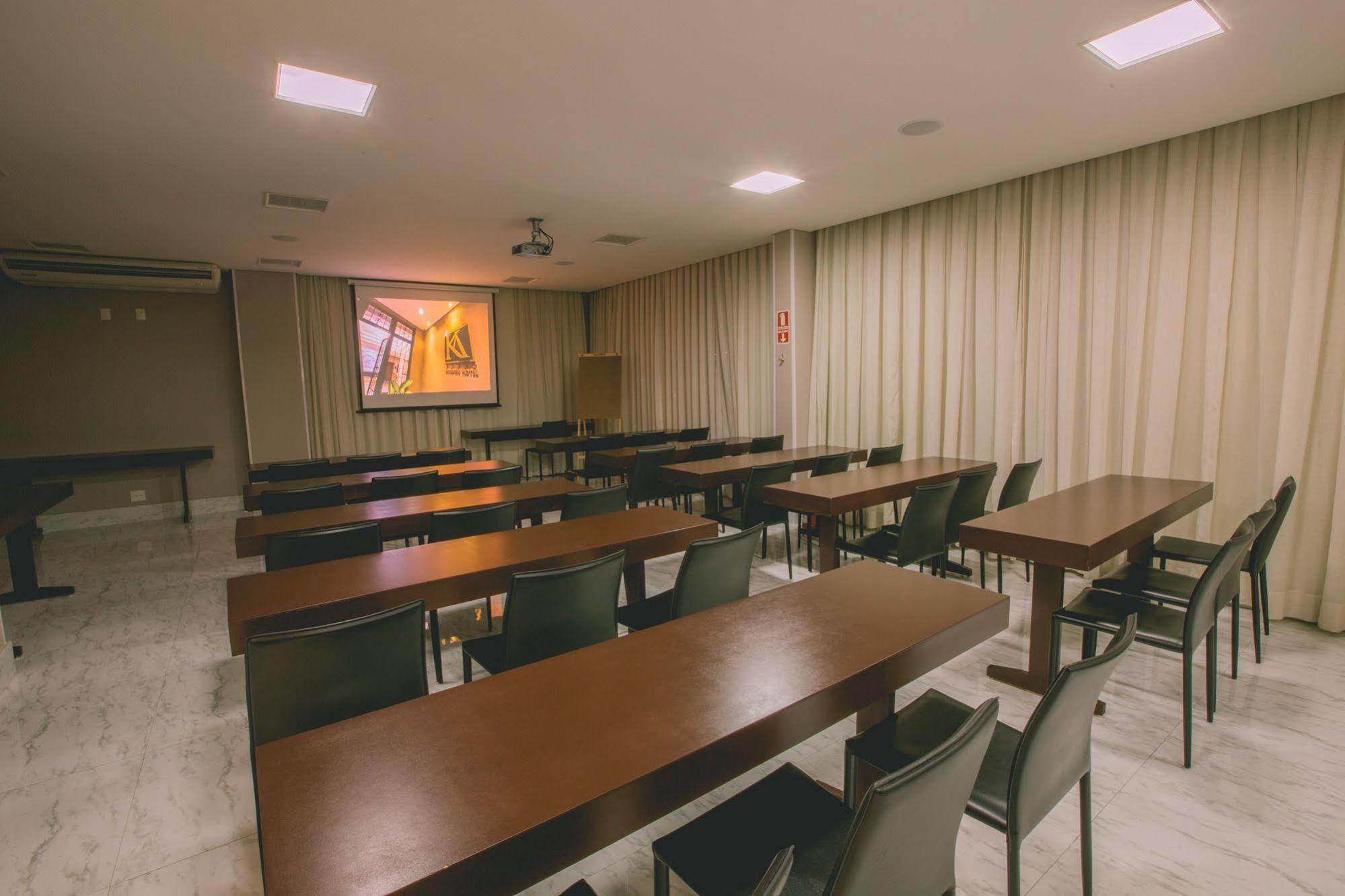 Padom Business Hotel Braganca Paulista Exterior photo